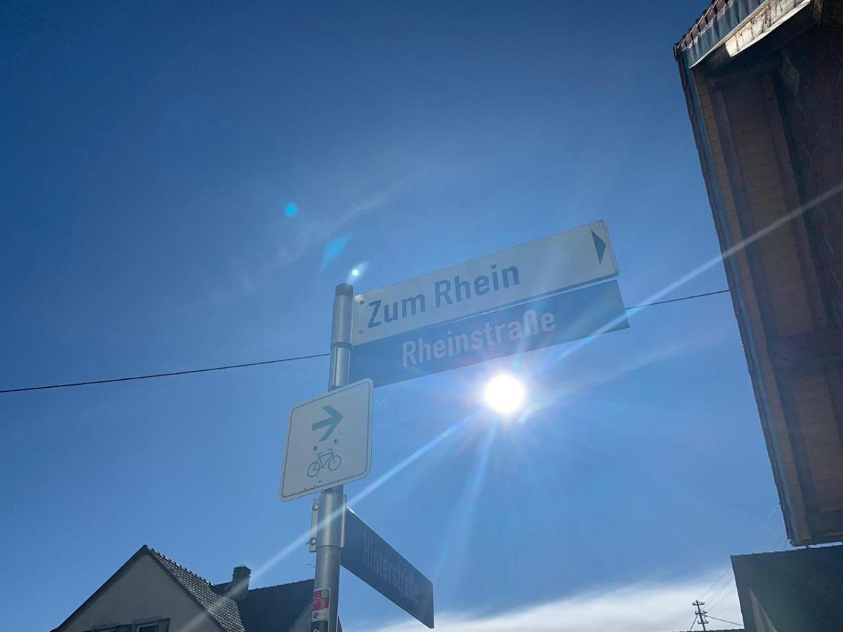 Gaestehaus Zum Rhein Rheinhausen Eksteriør billede